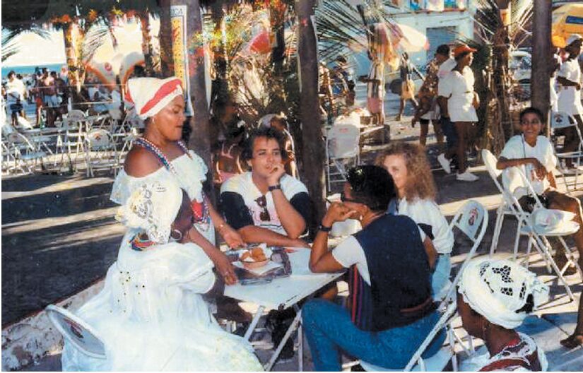 Quiosque de amaralina, década de 80, créditos Livro Memórias da Região Nordeste de Amaralina.